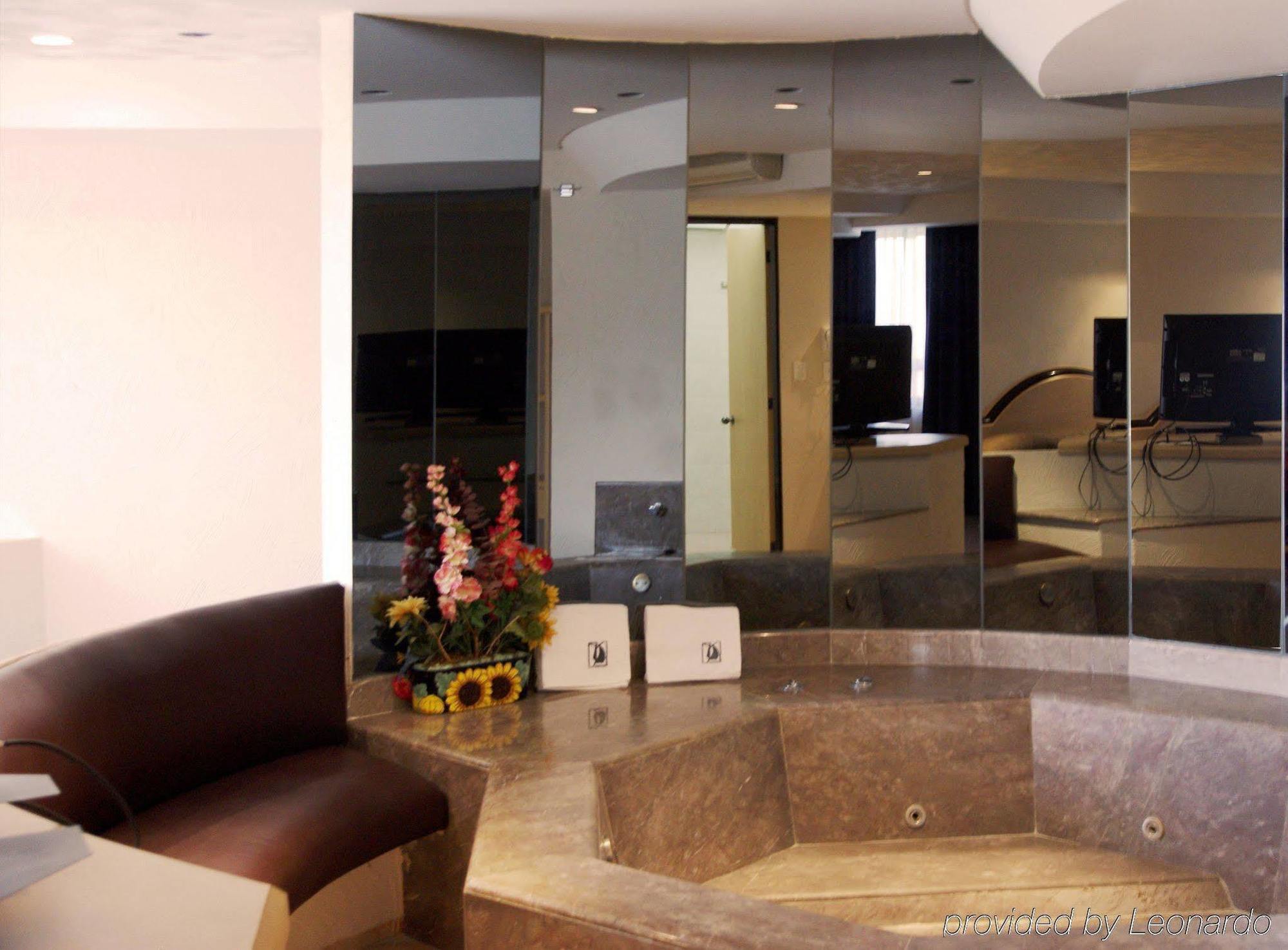 Porto Novo Hotel & Suites Mexico City Interior photo